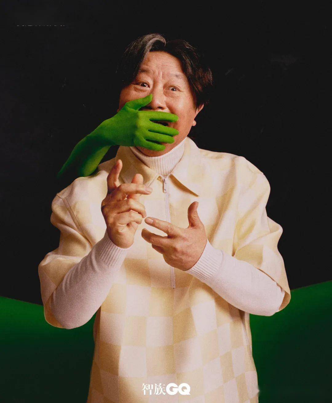 影帝范伟《智族GQ》写真大片，戏精上身搞怪演绎MBTI16型人格相关配图