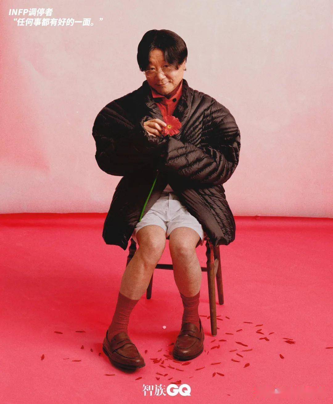 影帝范伟《智族GQ》写真大片，戏精上身搞怪演绎MBTI16型人格相关配图