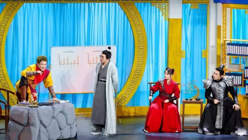 原创
            2026年央视春晚之外的22台春晚，个人最喜爱的十大喜剧类节目，十大歌舞类节目相关配图