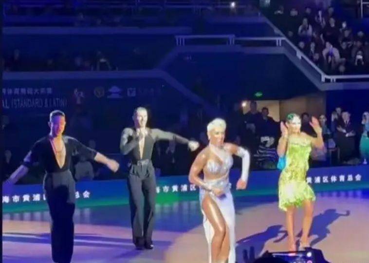 原创
            科目三登春晚引争议，安徽春晚导演霸气回应，你期待科目三吗？相关配图