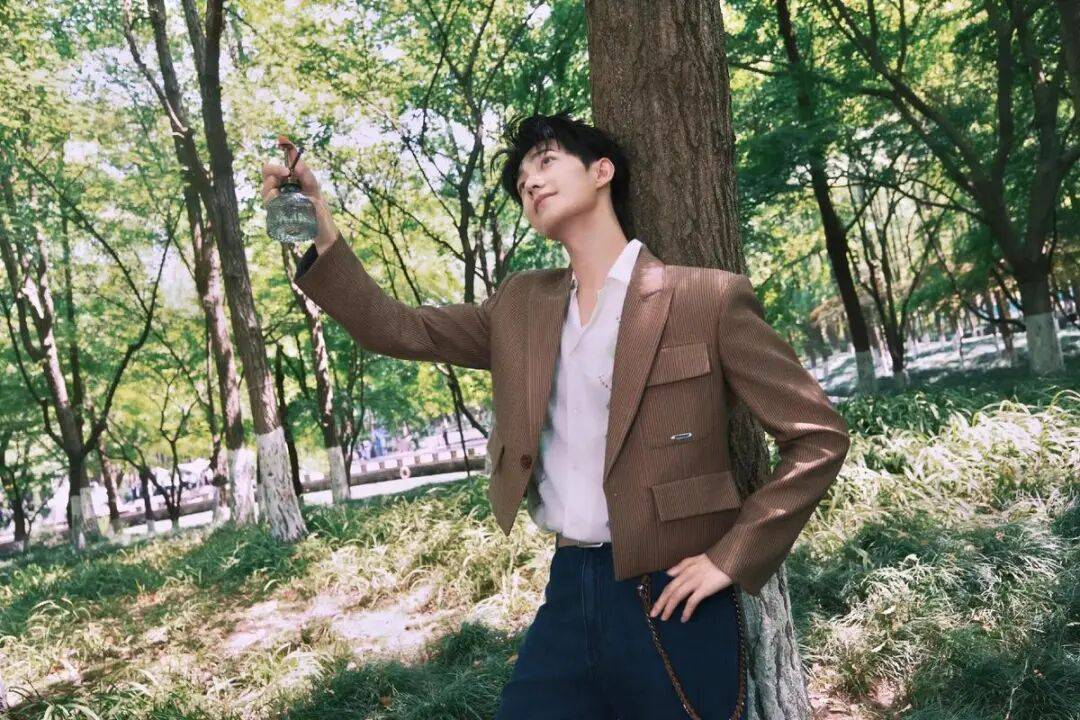 【2026.2.23】昀牵梦绕四搭?赵露思为春晚?杨洋新剧幺蛾子?许嵩和黄龄?张雅钦全伊伦?《岁月有情时》?相关配图