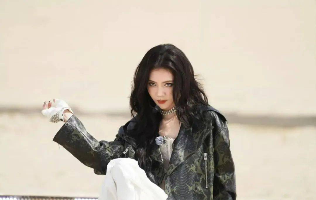 什么？这姐才是今年的黑马？！相关配图