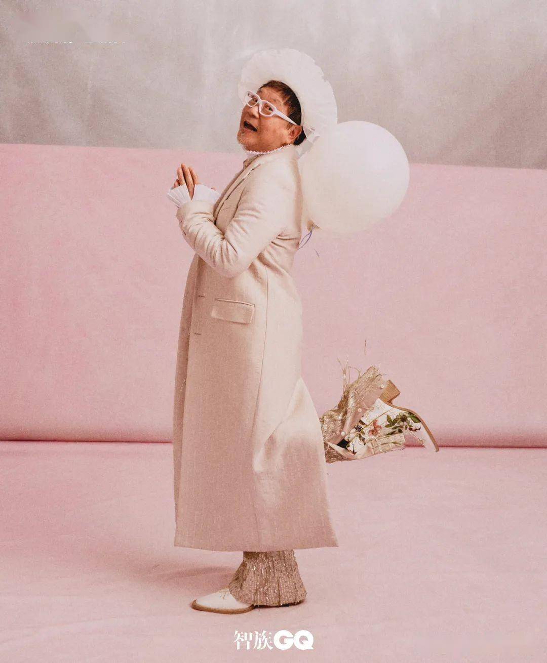 影帝范伟《智族GQ》写真大片，戏精上身搞怪演绎MBTI16型人格相关配图