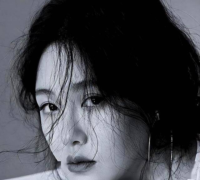 倒计时1天，小玥儿小菻菻仍在京，具俊晔为大S雕像揭幕礼现身韩综相关配图